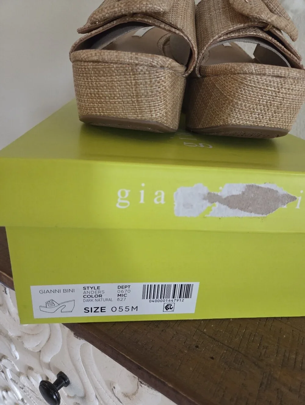 Gianni Bini Anders Mismatched Buckle Platform Slide Sandals Size 5.5 NWT